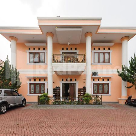 Pondok Cimanggu Syariah Mitra Reddoorz Bogor Exterior photo